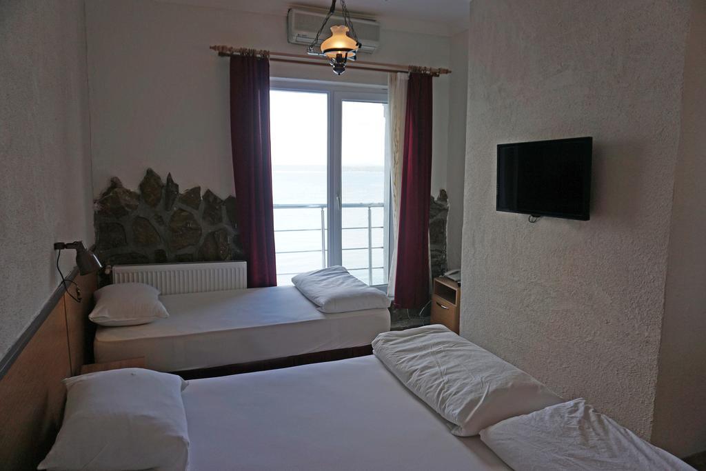 Aqua Boss Hotel Eceabat Exterior foto